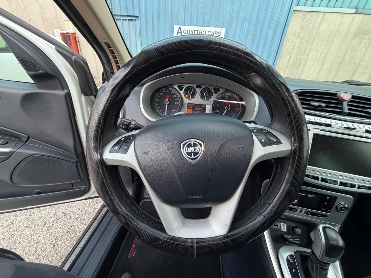 Lancia Delta 1.4 T-Jet 150 CV Argento