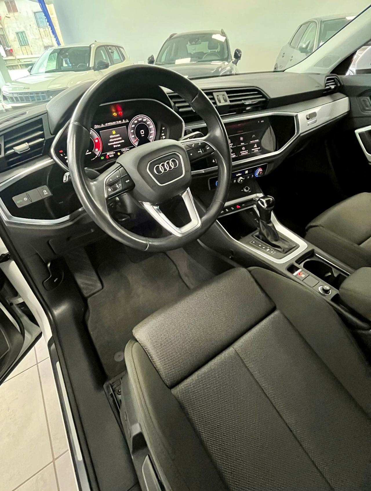 Audi Q3 35 TDI S tronic Business Advanced
