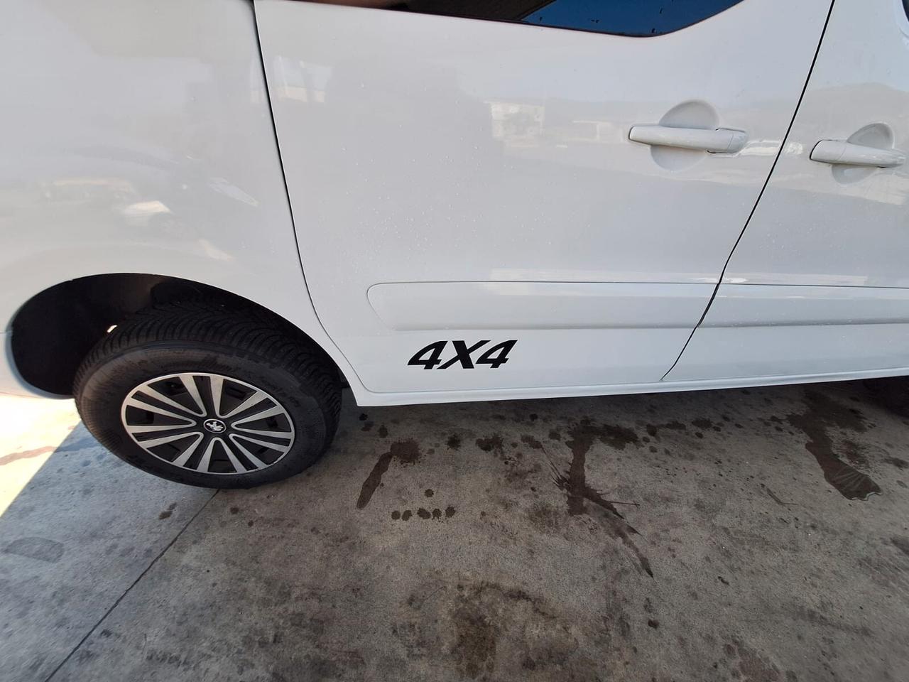 Peugeot Partner Tepee BlueHDi 100 4x4 Active Traction Control Plus