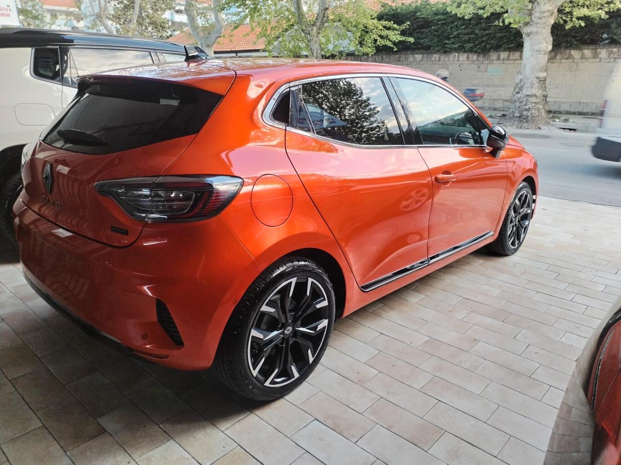 Renault Clio Full Hybrid E-Tech 145 CV 5 porte Techno