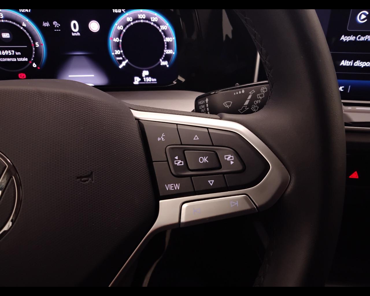 VOLKSWAGEN Golf VIII 2024 - Golf 2.0 tdi Life 115cv