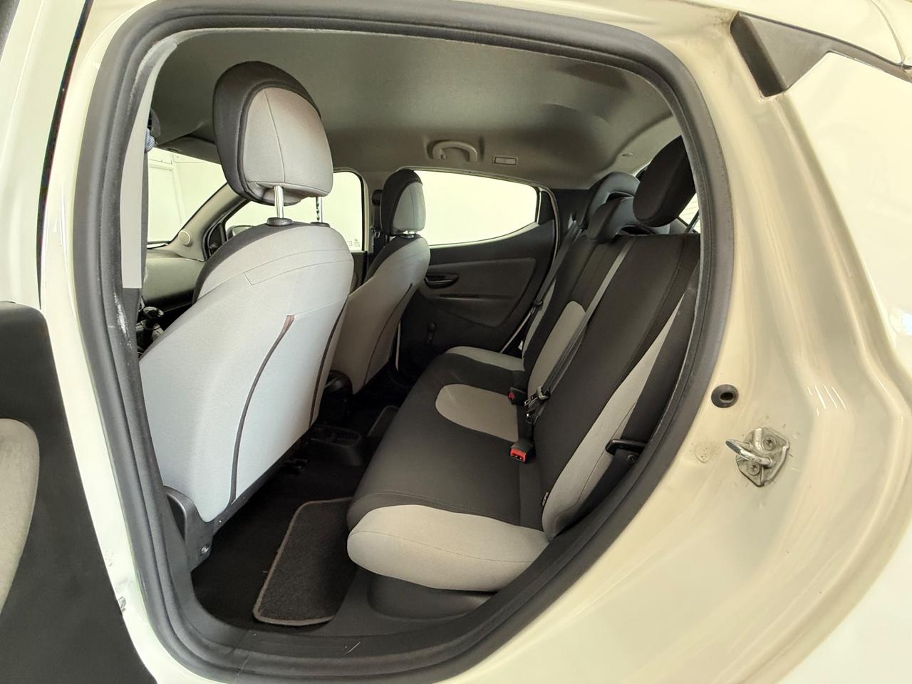 Lancia Ypsilon 1.2 69 CV GPL Gold 02/2015 NEOPATENTATI