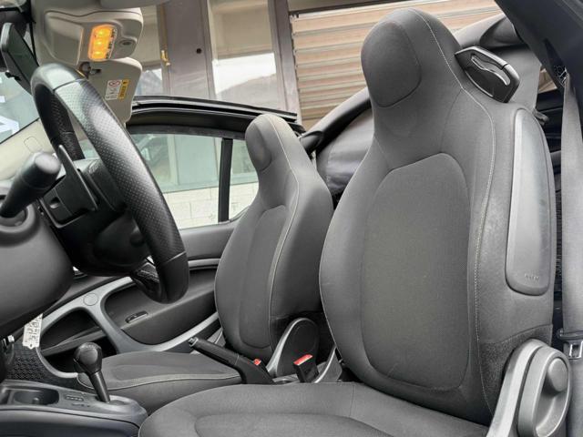 SMART ForTwo 90 0.9 T twinamic cabrio Suitegrey White