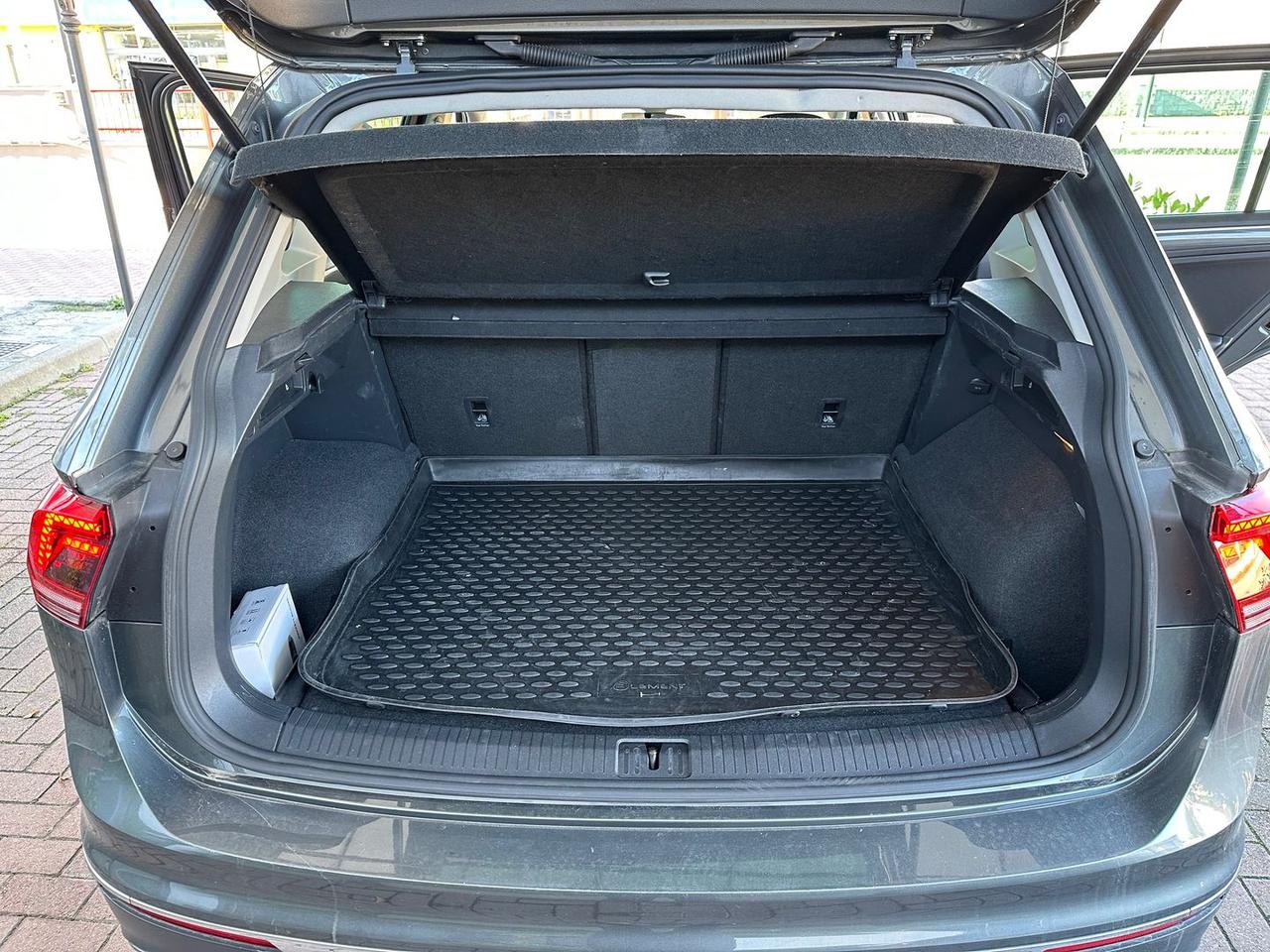 Volkswagen Tiguan Business 2.0 TDI #7045