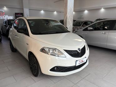 Lancia Ypsilon 1.0 FireFly 5 porte S&S Hybrid Ecochic Gold *PROMO*