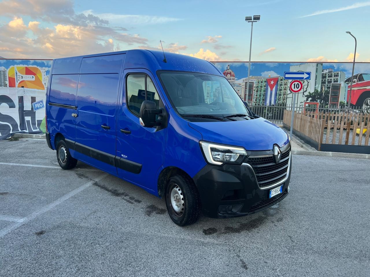 Renault master