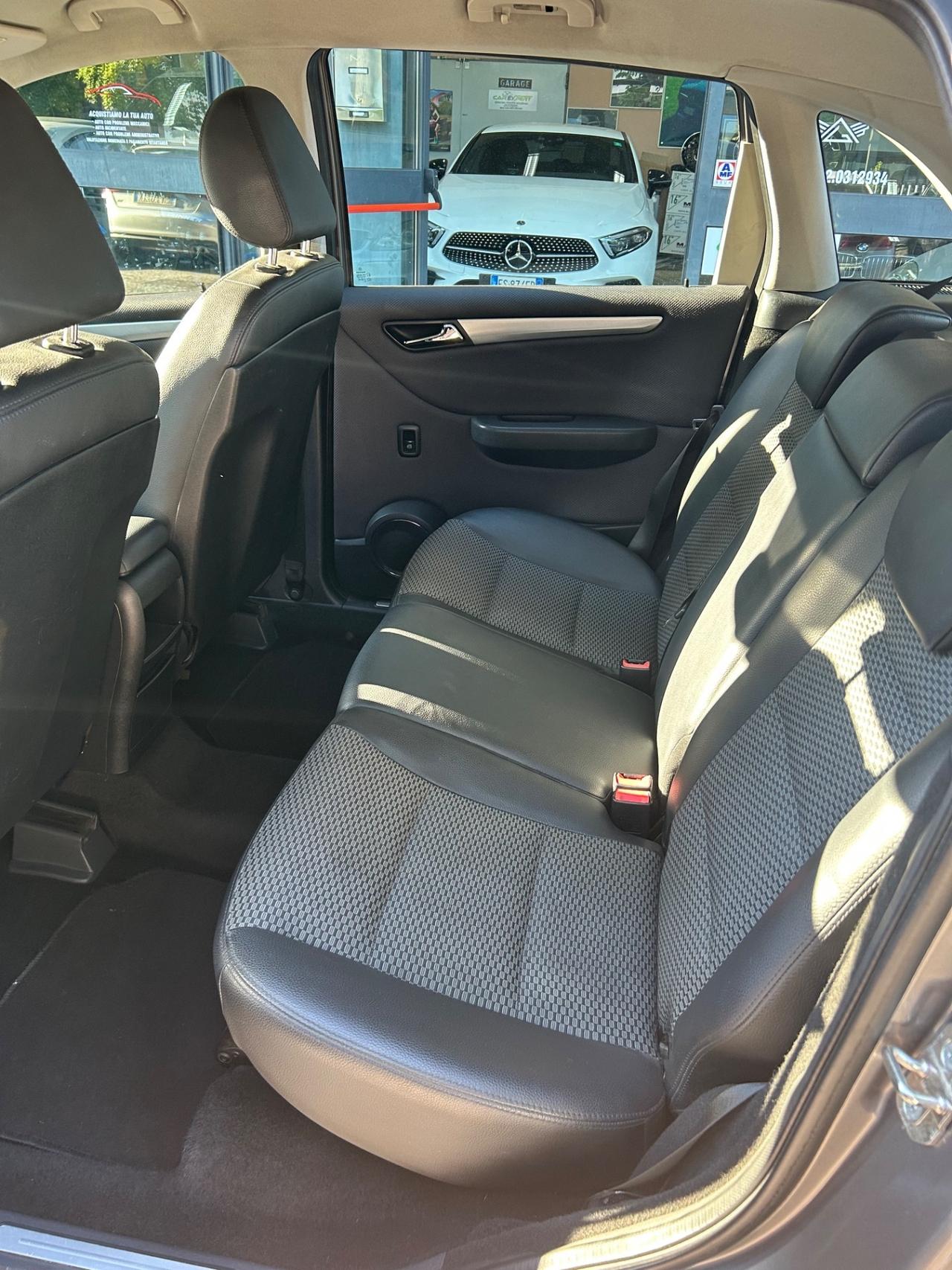 Mercedes-benz B 180 B 180 CDI Premium