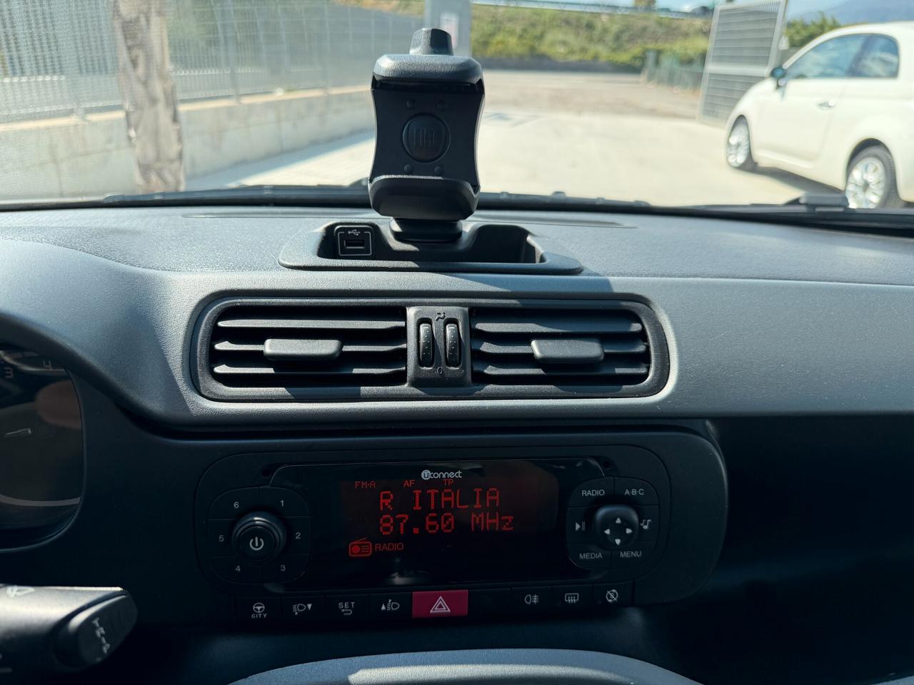 FIAT PANDA ANNO 2022 1.0 HYBRID 70 CV