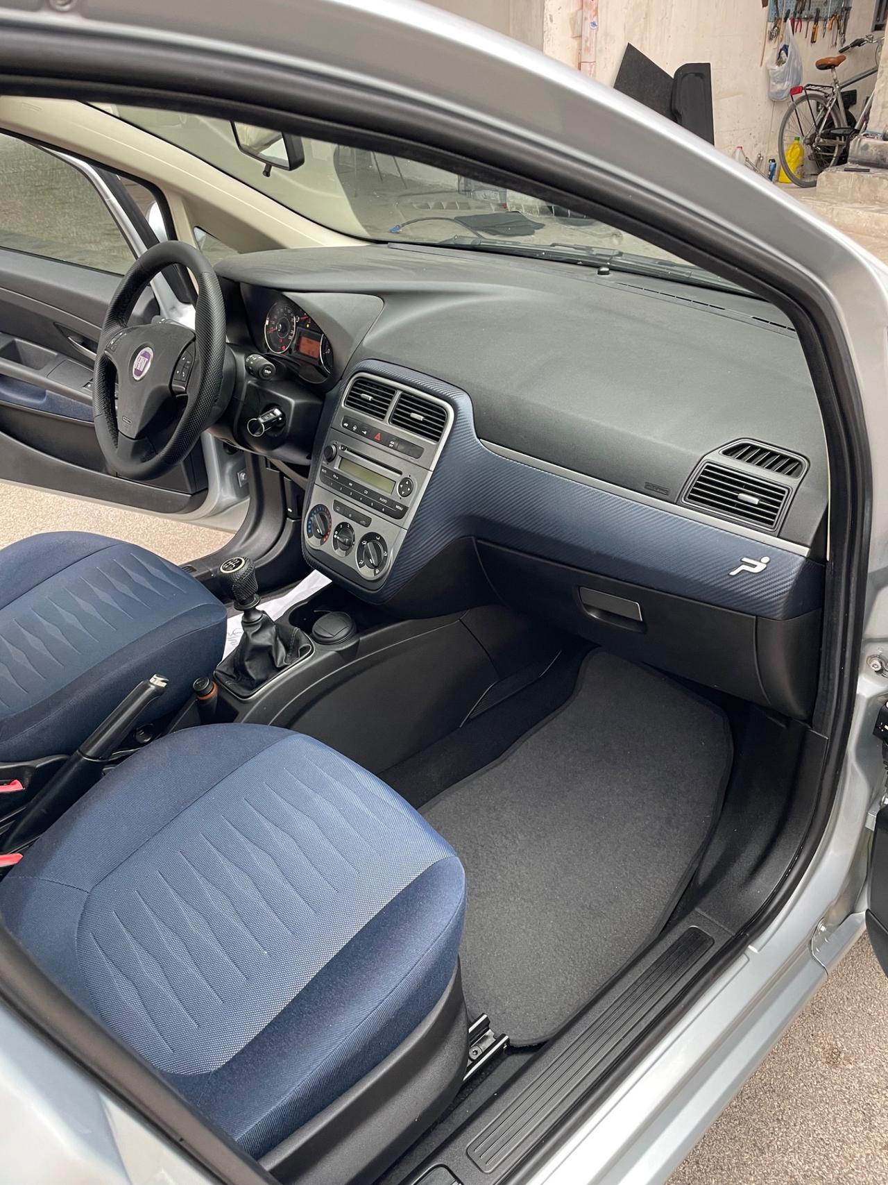 Fiat Grande Punto 1.2 5 porte dinamik dal nord Italia blu e me