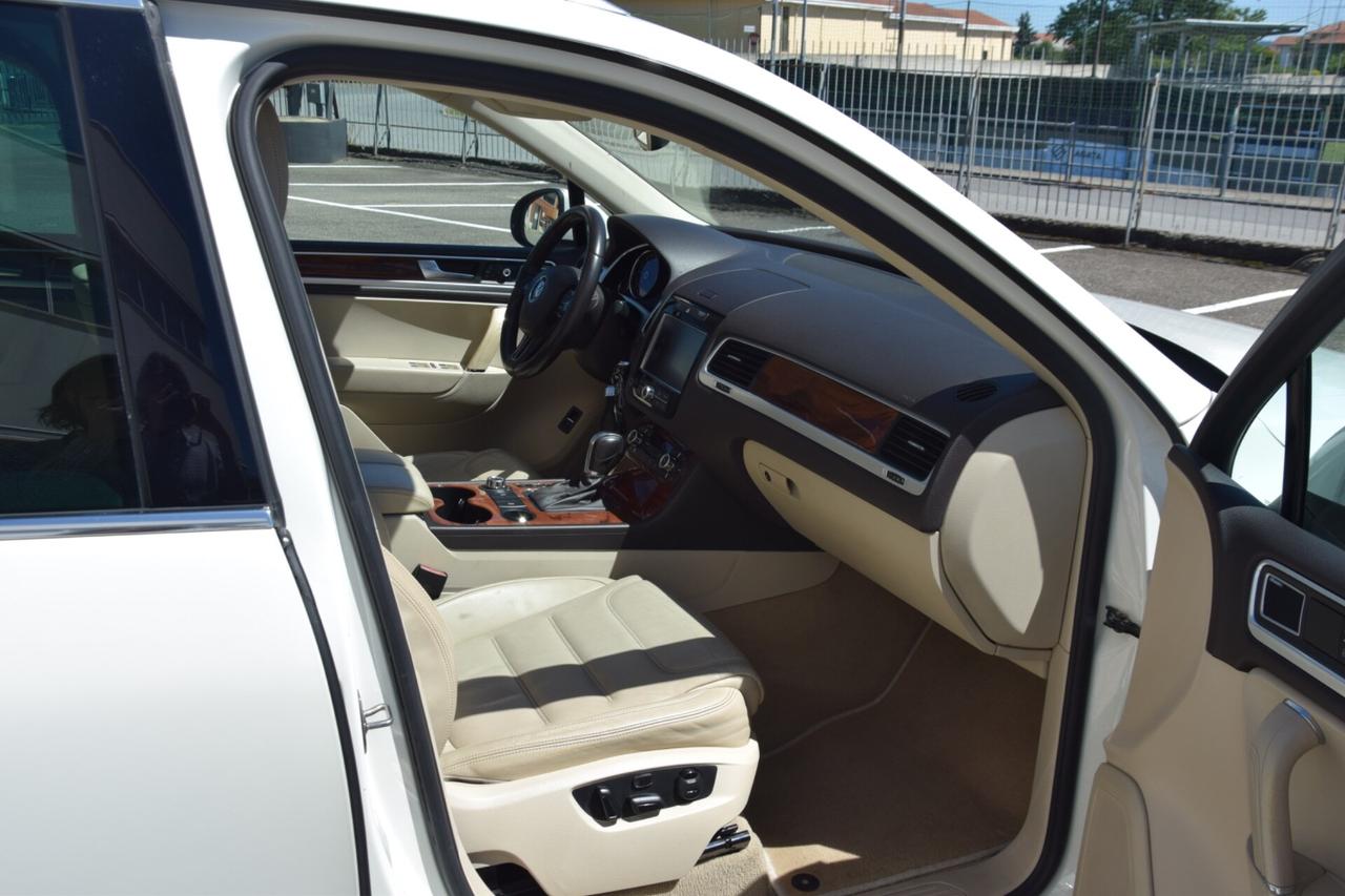 VOLKSWAGEN Touareg 2ª serie Touareg 3.0 TDI ti...