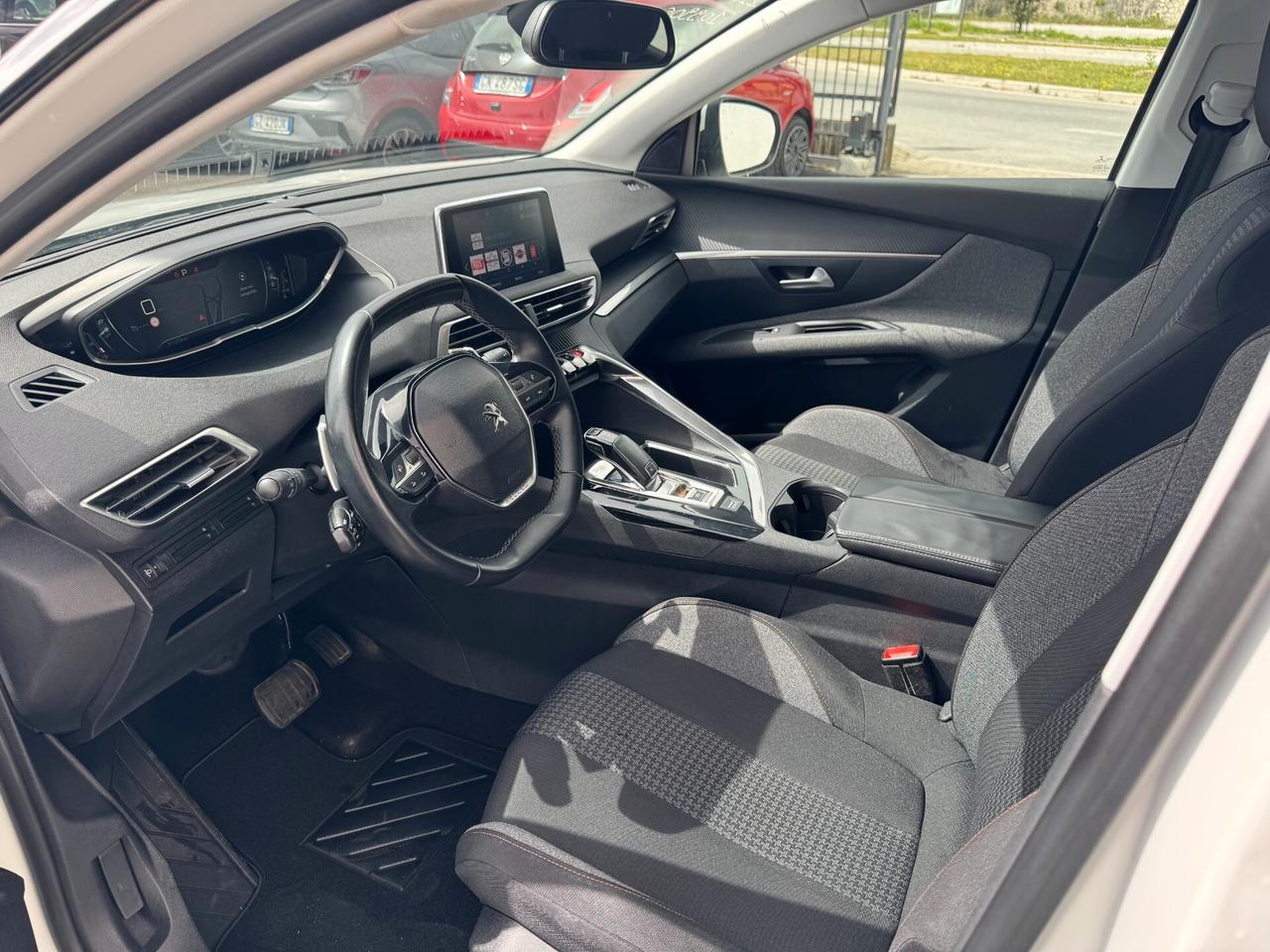 Peugeot 3008 BlueHDi 120 S&S EAT6 Business