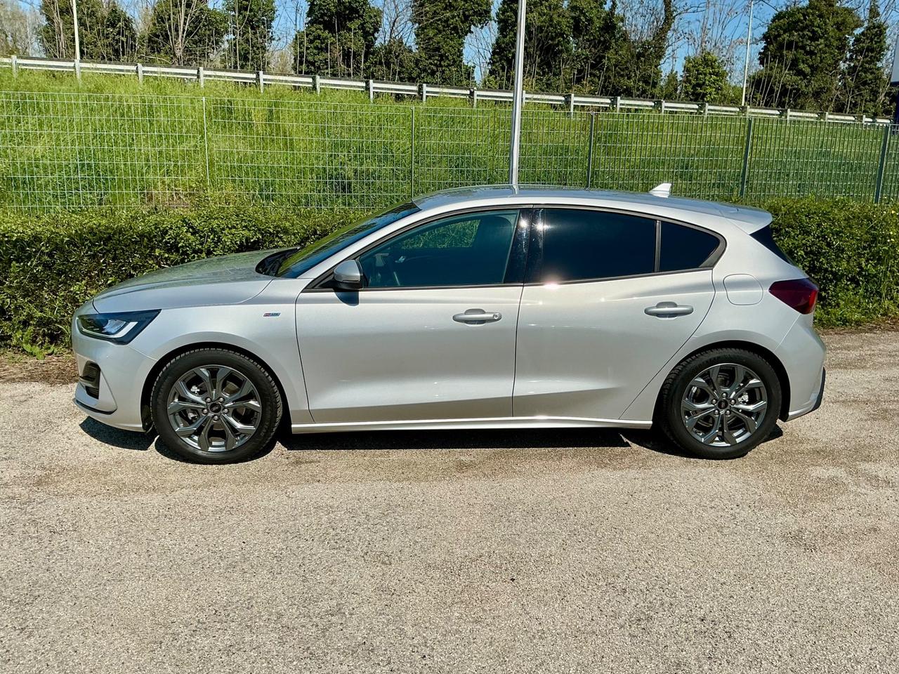 Ford Focus 1.0 EcoBoost Hybrid 125 CV 5p. ST-Line