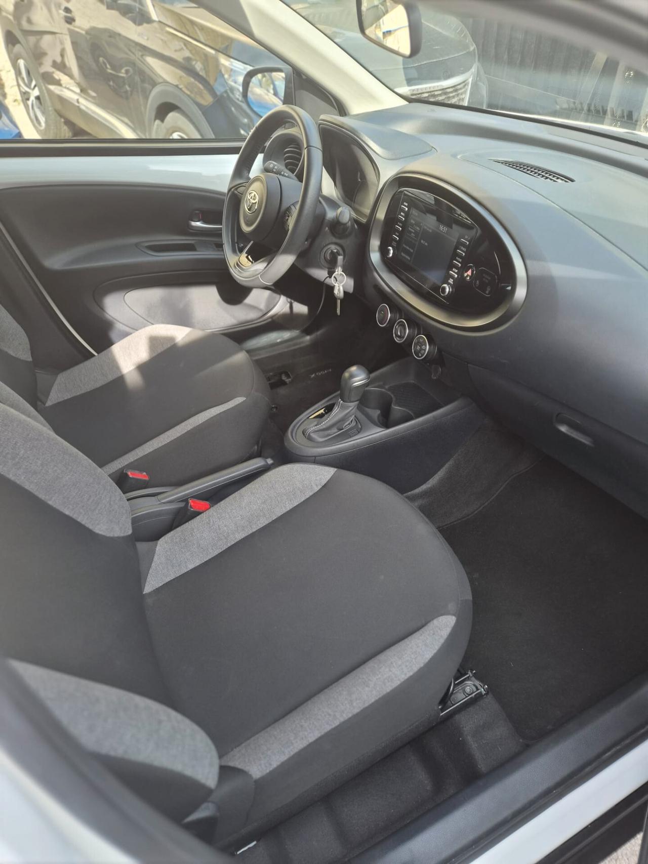 Toyota Aygo X 1.0 VVT-i 72 CV 5 porte Active S-CVT