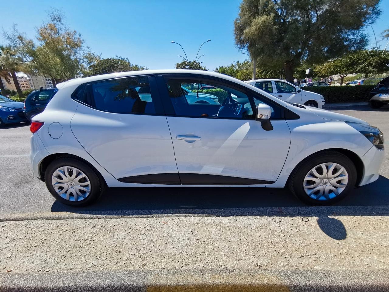 Renault Clio 1.2 75CV 5 porte Life 2016
