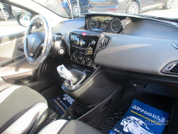 Lancia Ypsilon 1.2 BENZINA EURO 6 GOLD **48000KM**