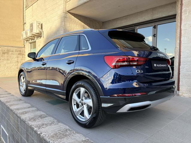 AUDI Q3 35 2.0 TDI S tronic Business Advanced COCKPIT