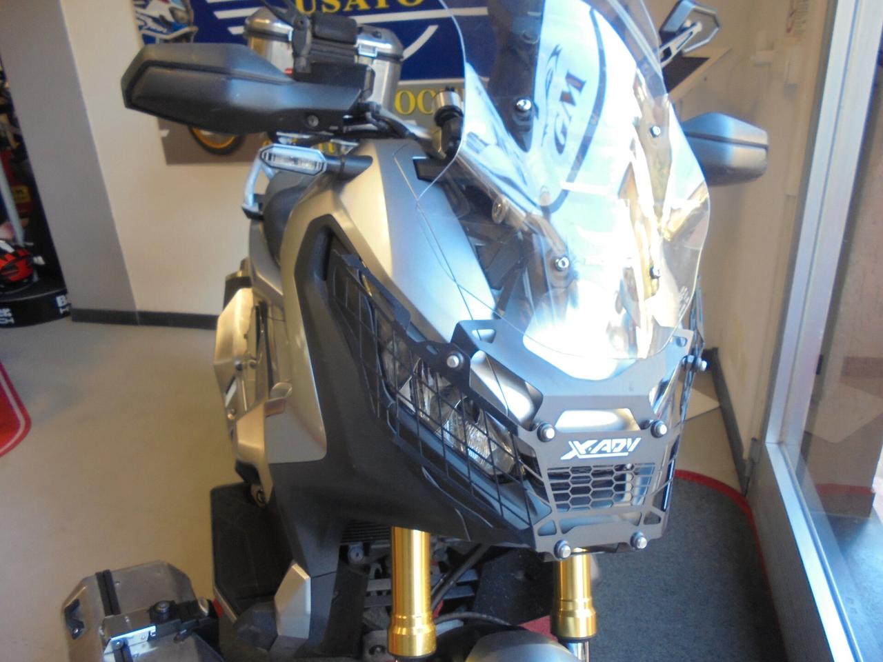 Honda X-ADV 750 TRAVEL EDITION