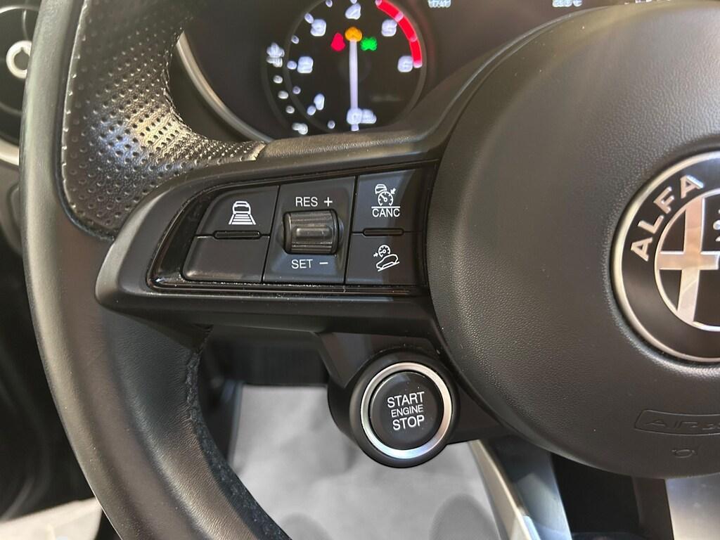 Alfa Romeo Stelvio 2.2 Turbo Business Q4 AT8