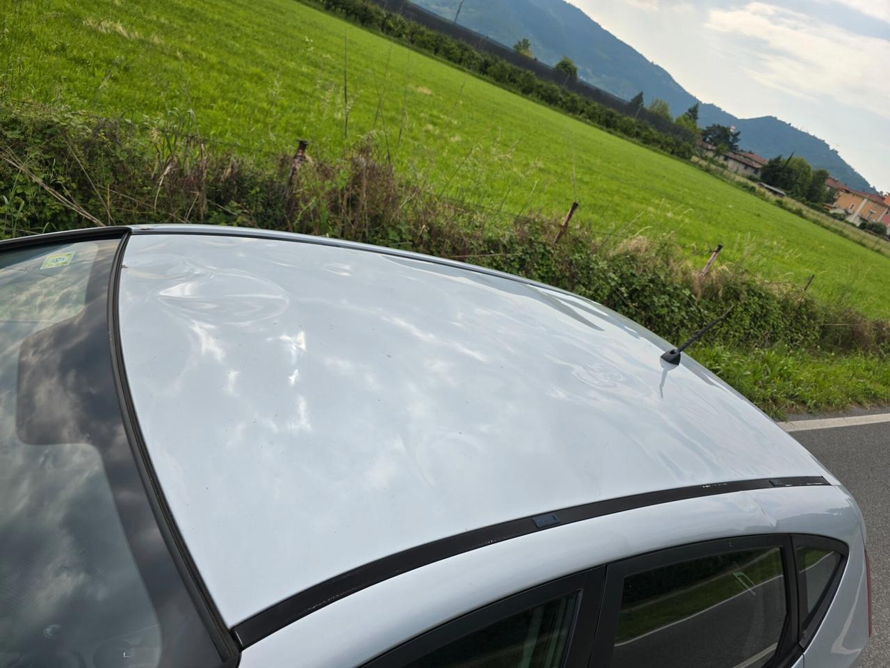 HYUNDAI i30 1.6 CRDi 90CV "ADATTA PER NEOPATENTATI"