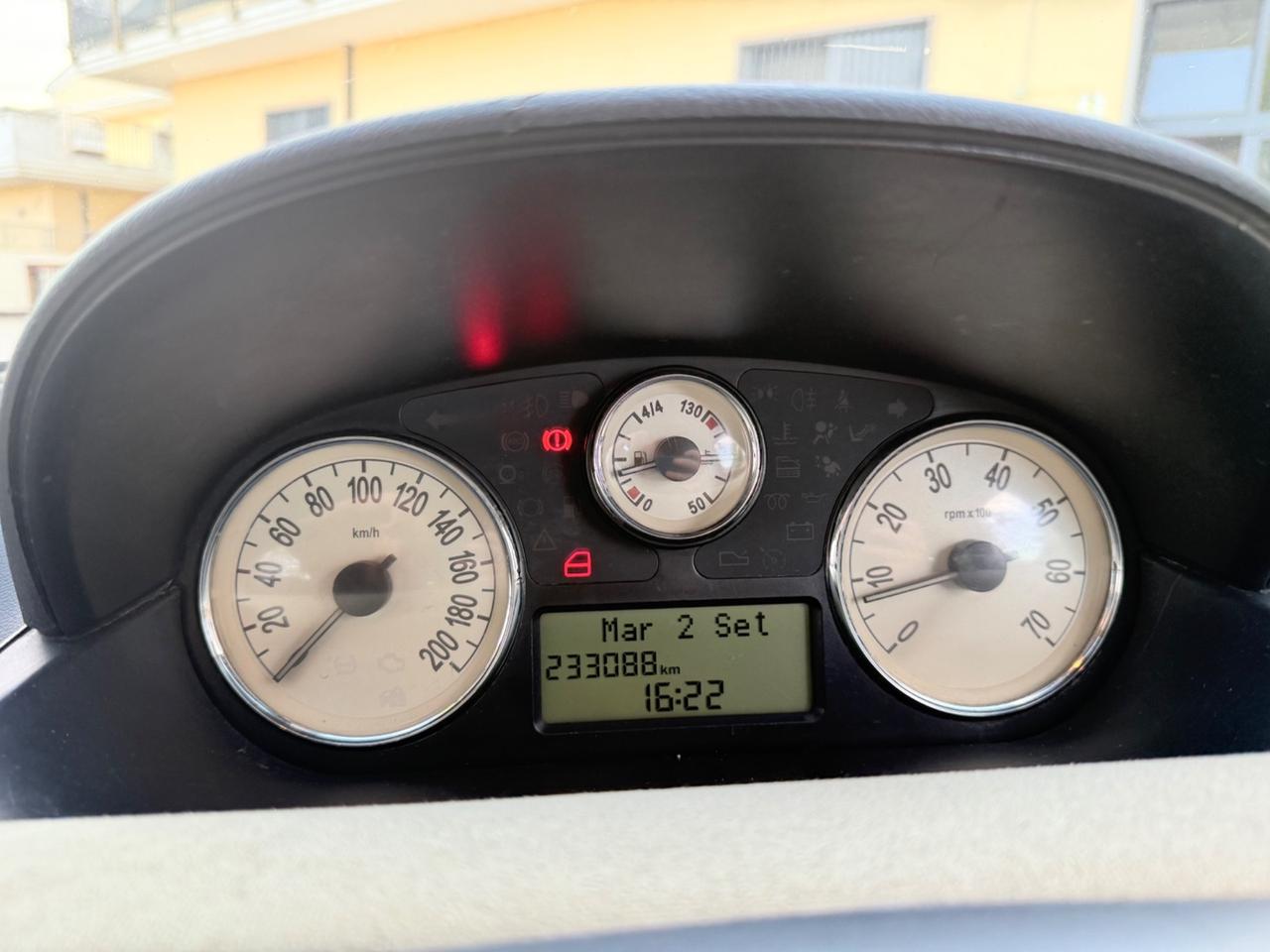 Lancia Ypsilon 1.3 Multijet 16V Argento