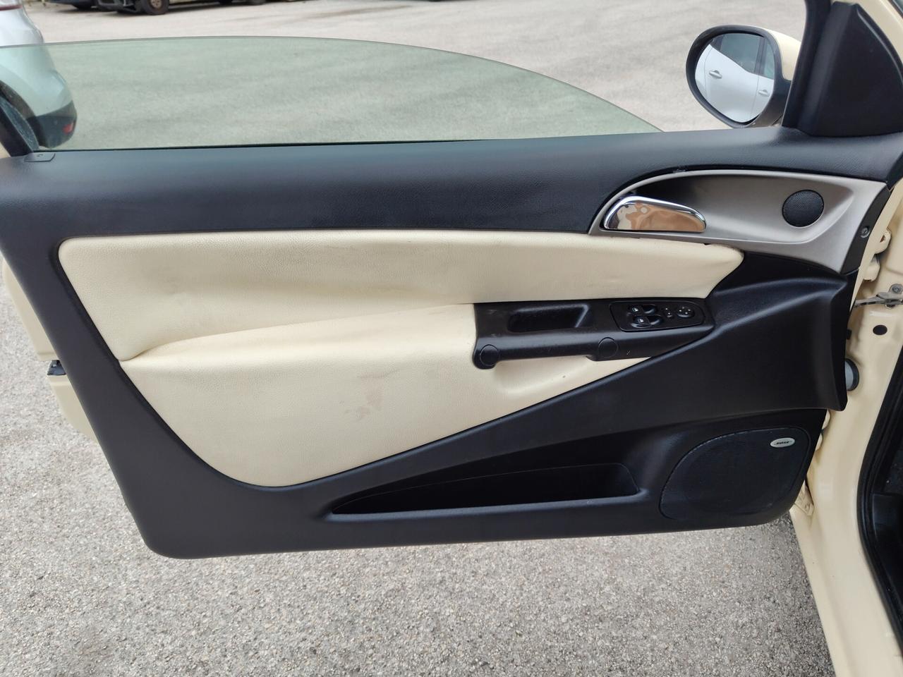 Lancia Ypsilon 1.3 Multijet 16V Platino DFN