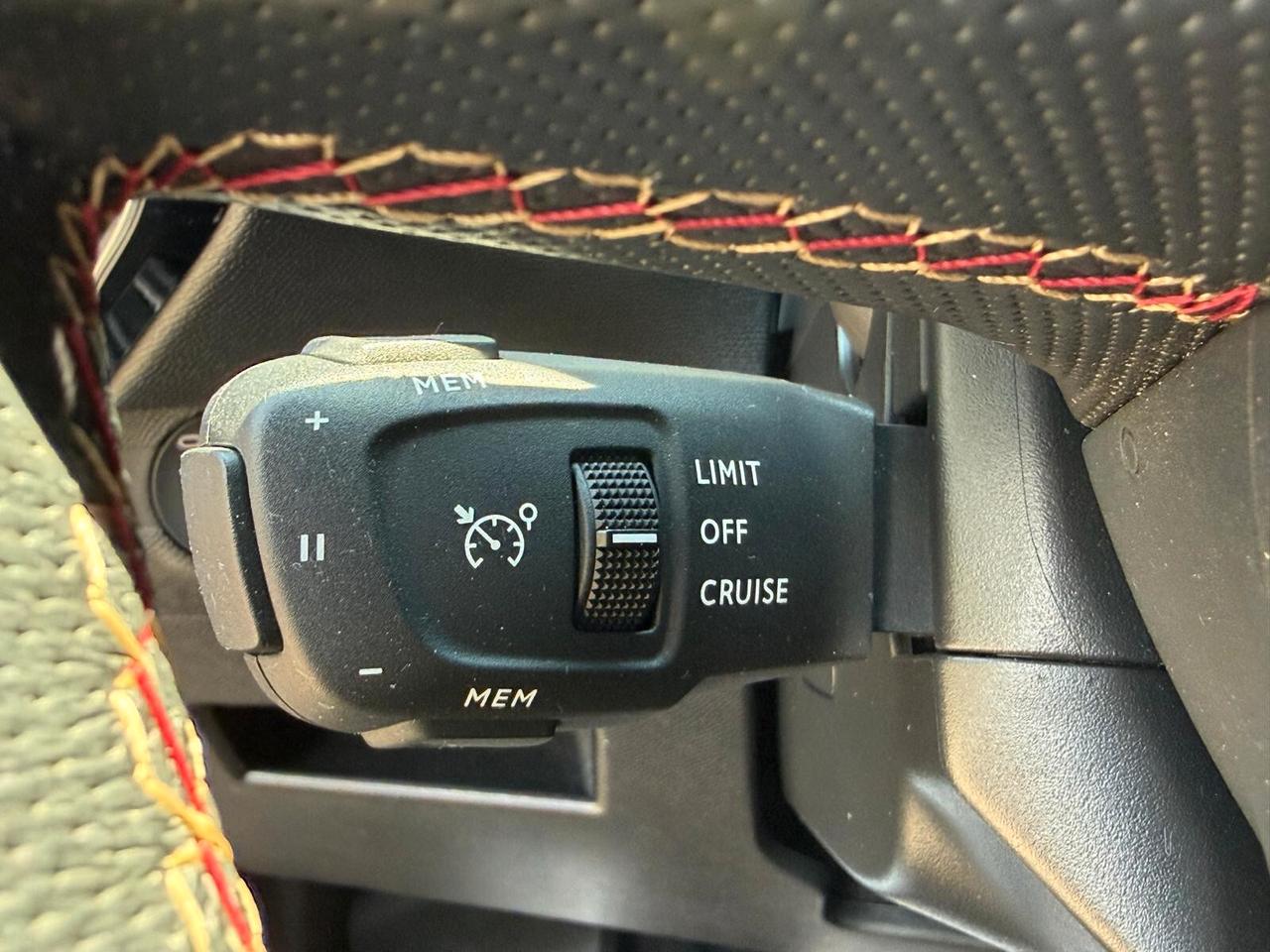 Ds 7 Crossback BlueHDi 180 AUT. DS PERFORMANCE STRAFULL