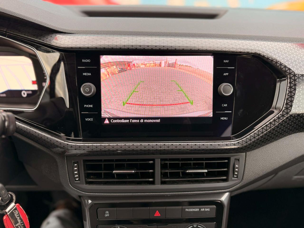 Volkswagen T-Cross 1.6 TDI DSG SCR Advanced BMT BELLA