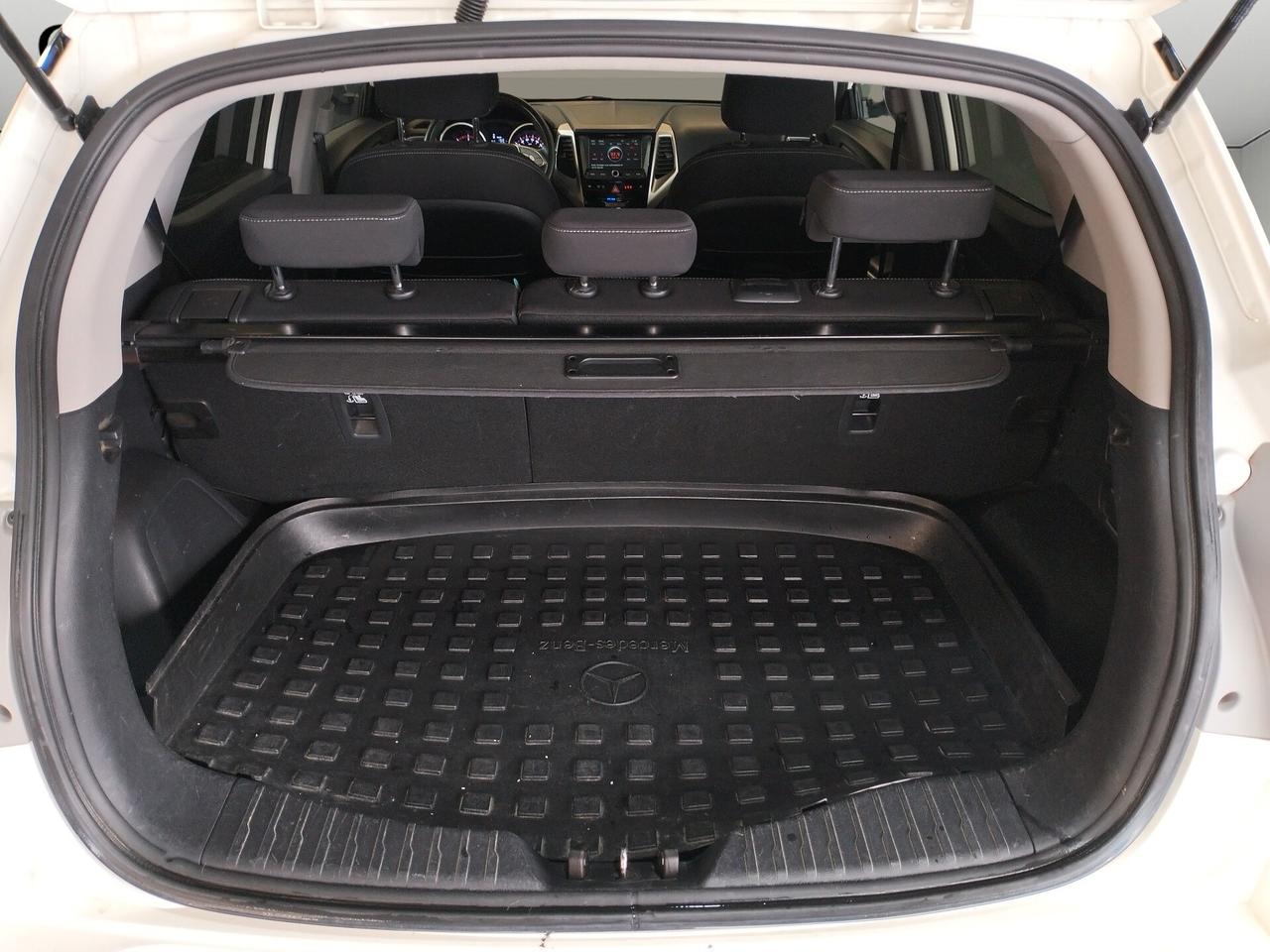 SsangYong Tivoli 1.6d Easy 2wd