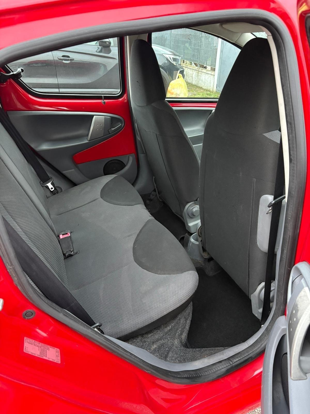 Toyota Aygo 1.0 12V VVT-i 5 porte