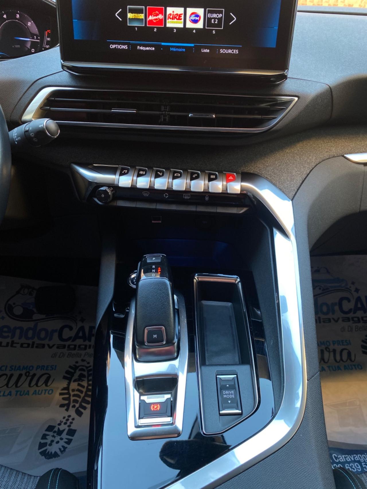 Peugeot 3008 Allure 130cv EAT8 ESCLUSO IVA