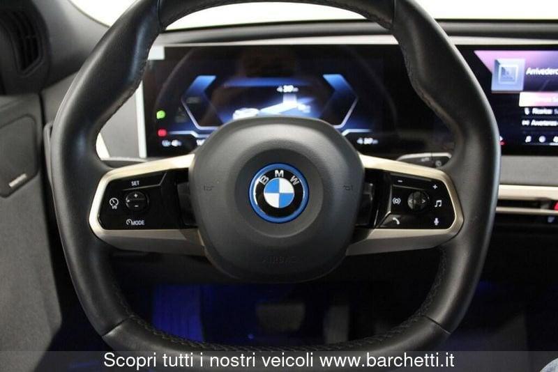 BMW iX xdrive50 pacchetto sportivo
