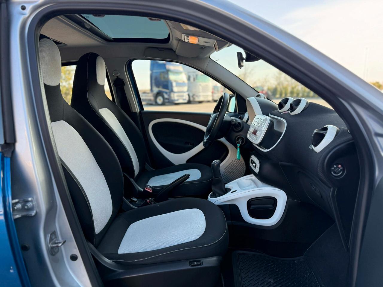 Smart ForFour 70 1.0 Passion