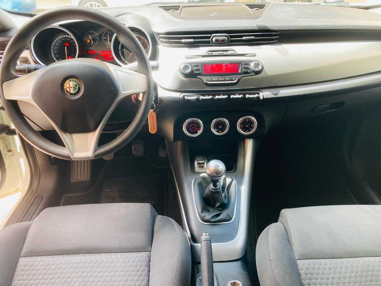 Alfa Romeo Giulietta -X NEOPATENTATI- 2011