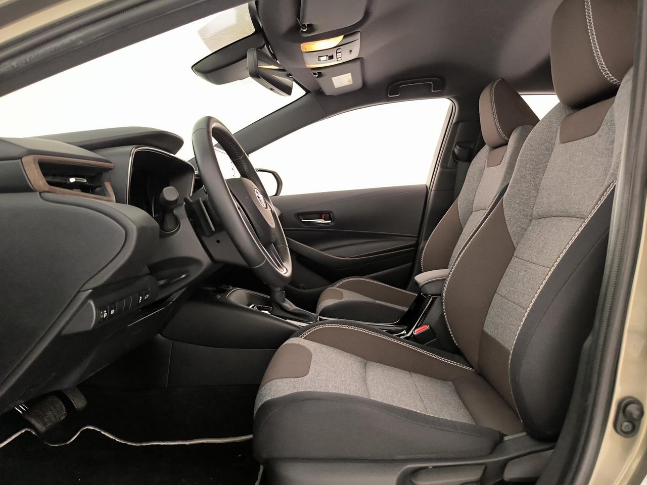 Toyota Corolla touring sports 2.0h trek cvt