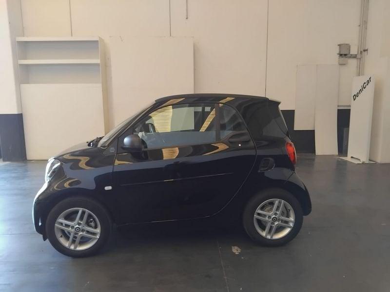 smart fortwo fortwo EQ Pure