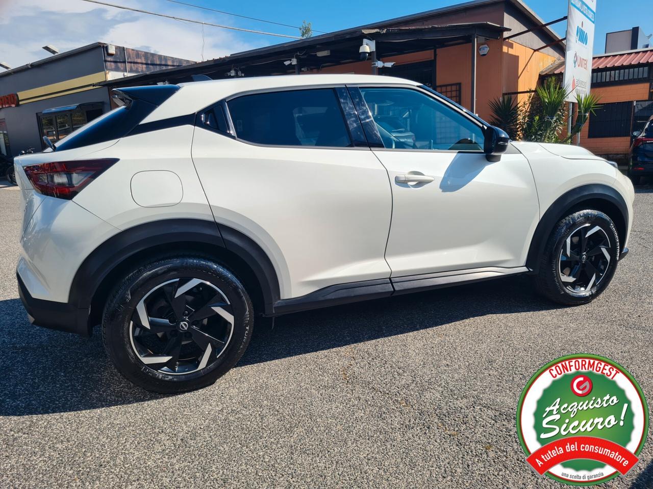 Nissan Juke 1.0 DIG-T 114 CV N-Connecta*CAMERA*CARPLAY*