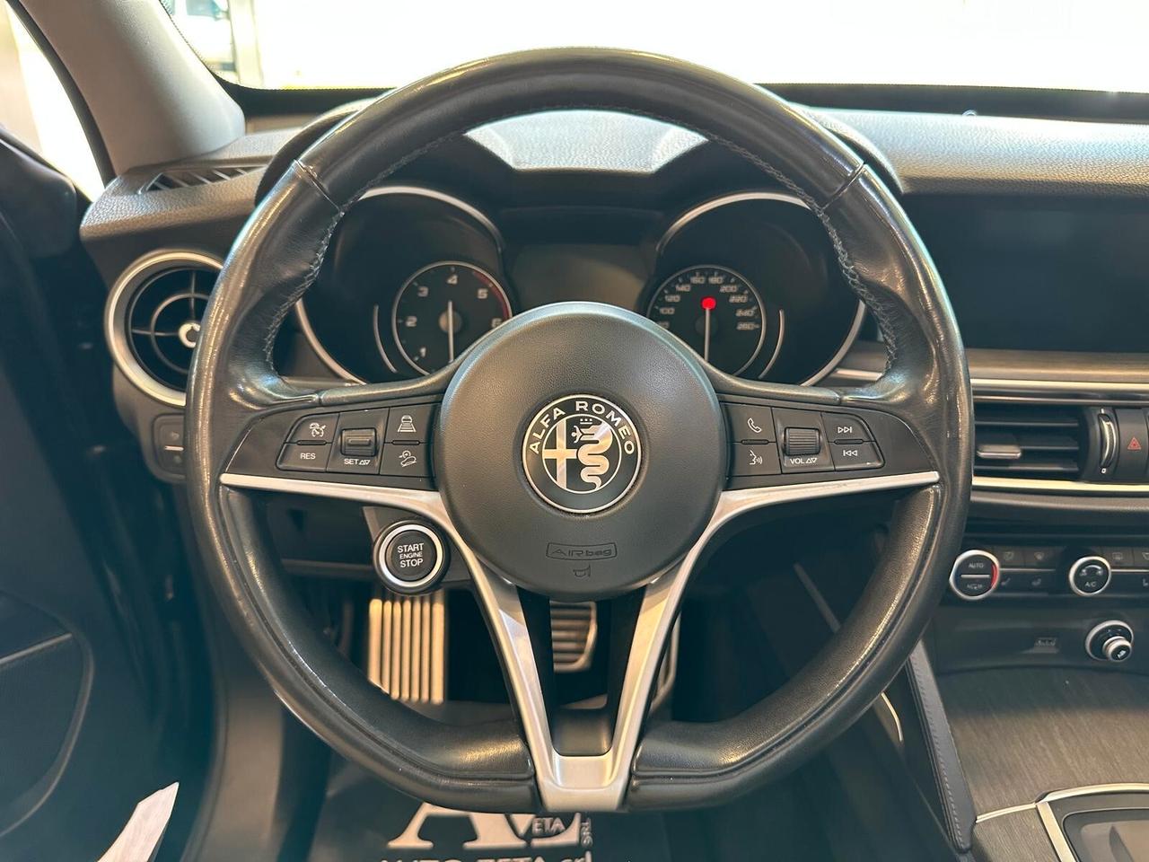 Alfa Romeo Stelvio 2.2 Turbodiesel 210 CV AT8 Q4 Super