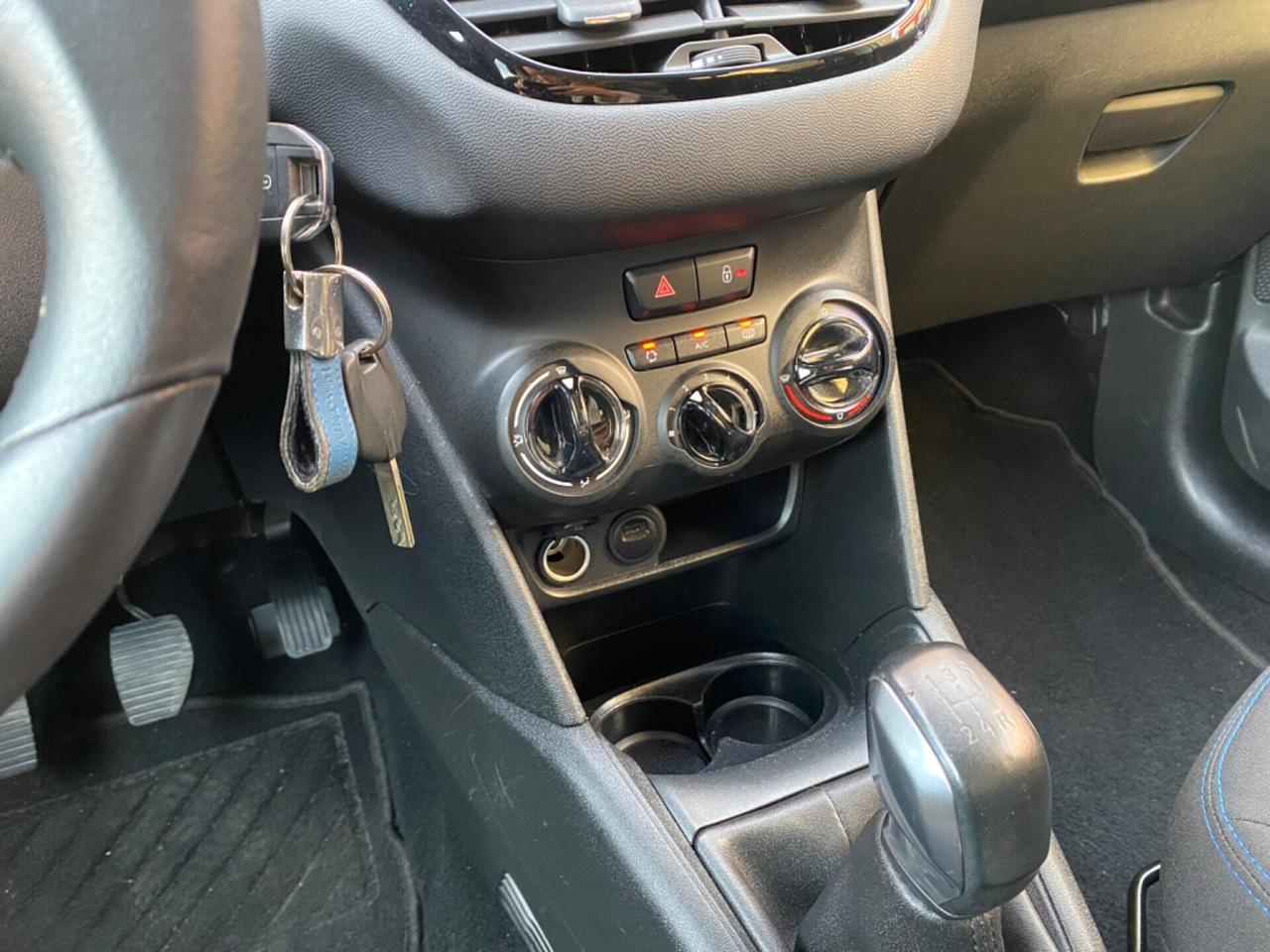 Peugeot 208 1.2 Benzina Signature