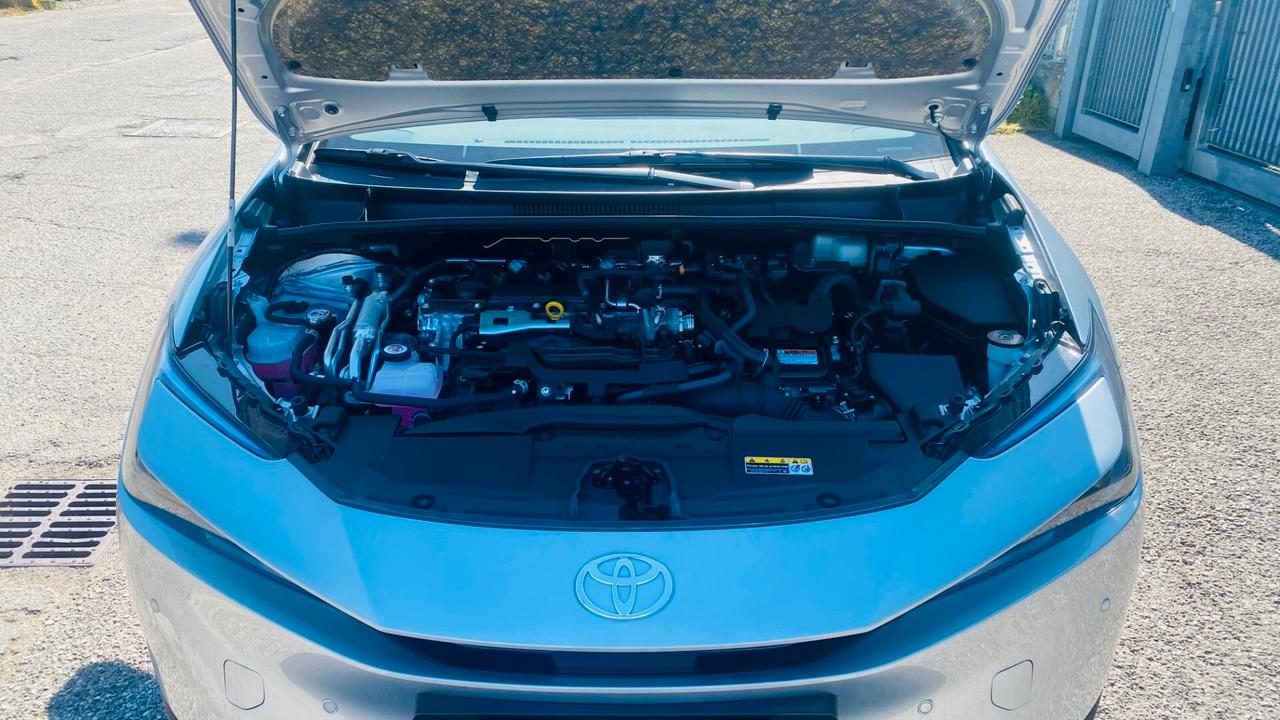 Toyota Prius 2.0 Plug-in Hybrid Lounge