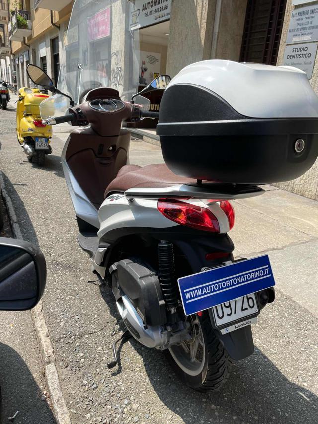 PIAGGIO Medley 150 ABS-PARABREZZA-BAULETTO!!!