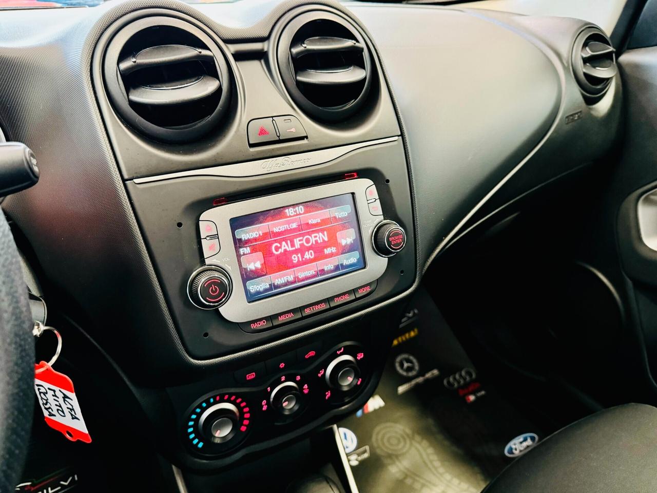 Alfa Romeo MiTo 1.4 Benzina 70Cv Display - Ok NeoPatentati