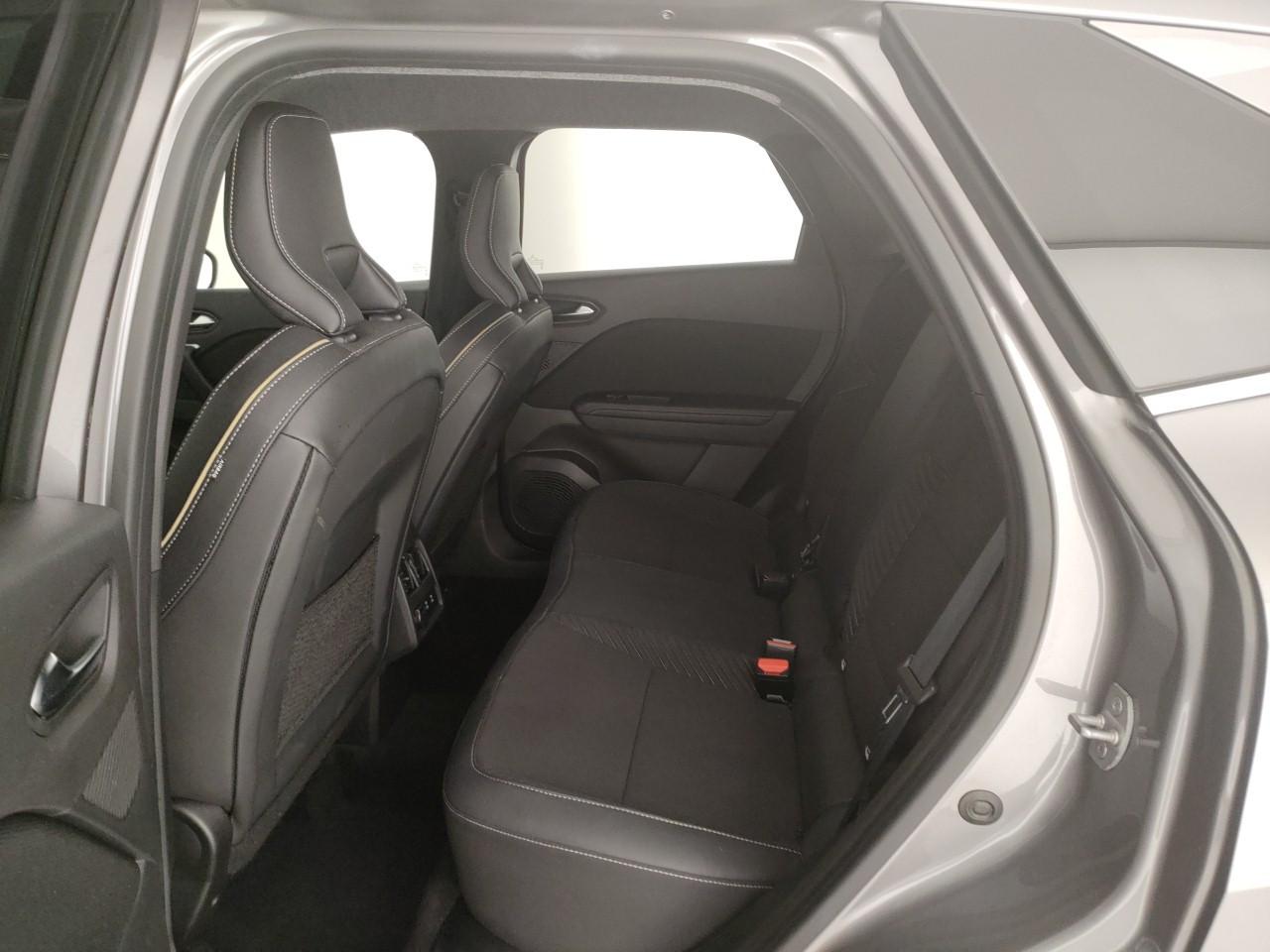 RENAULT Symbioz 1.6 E-Tech full hybrid Iconic 145cv auto