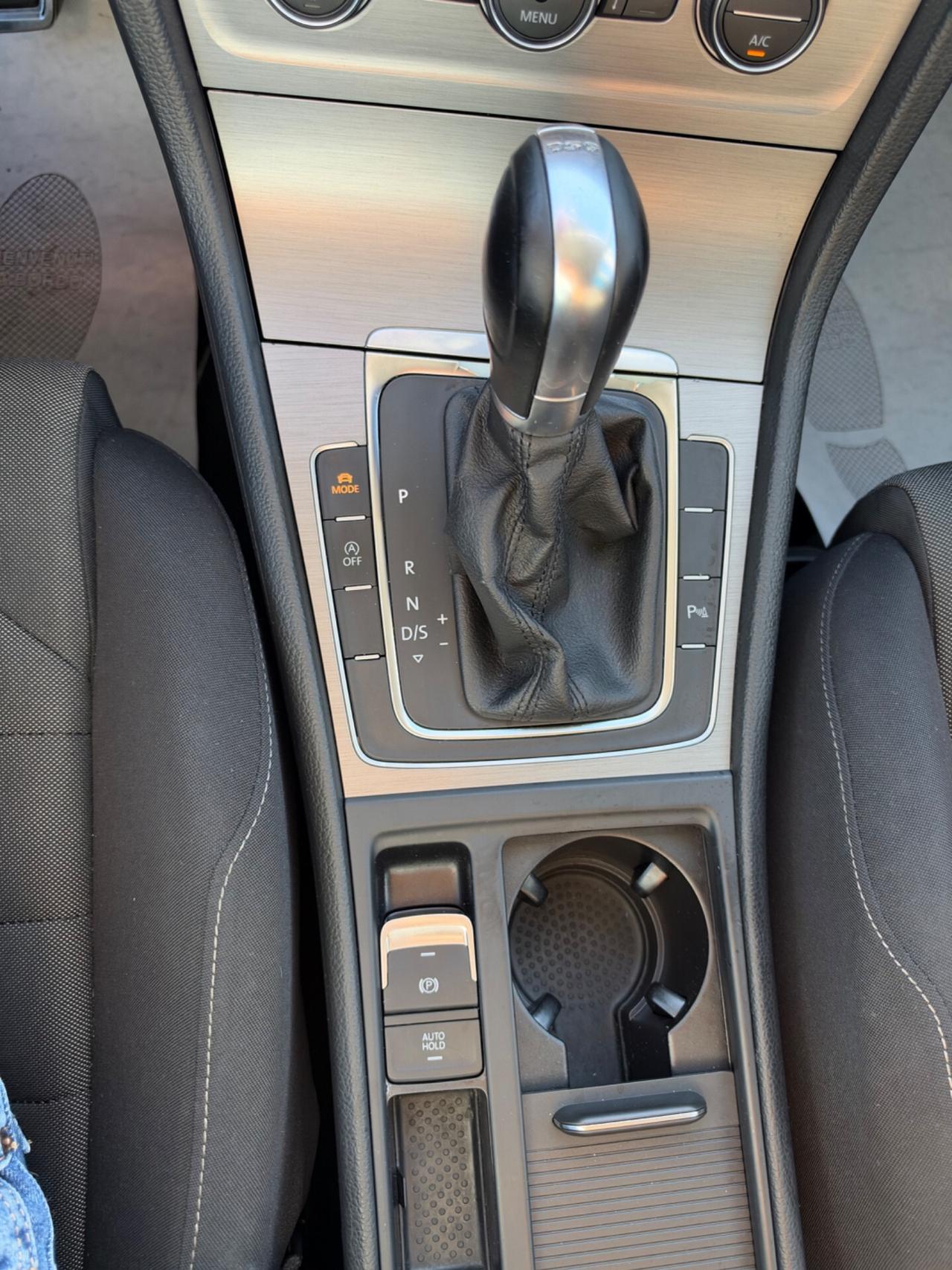 Volkswagen Golf 2.0 TDI DSG 5p. Sport Edition 150CV