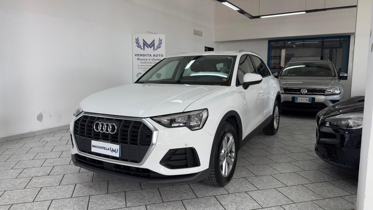 Audi Q3 35 TDI S tronic Business