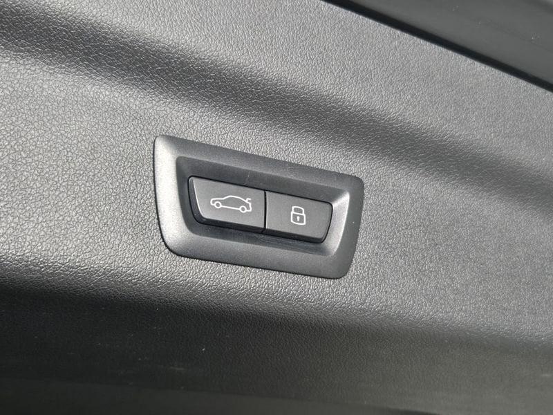 BMW X1 U11 sdrive18d X-Line Edition Balance auto