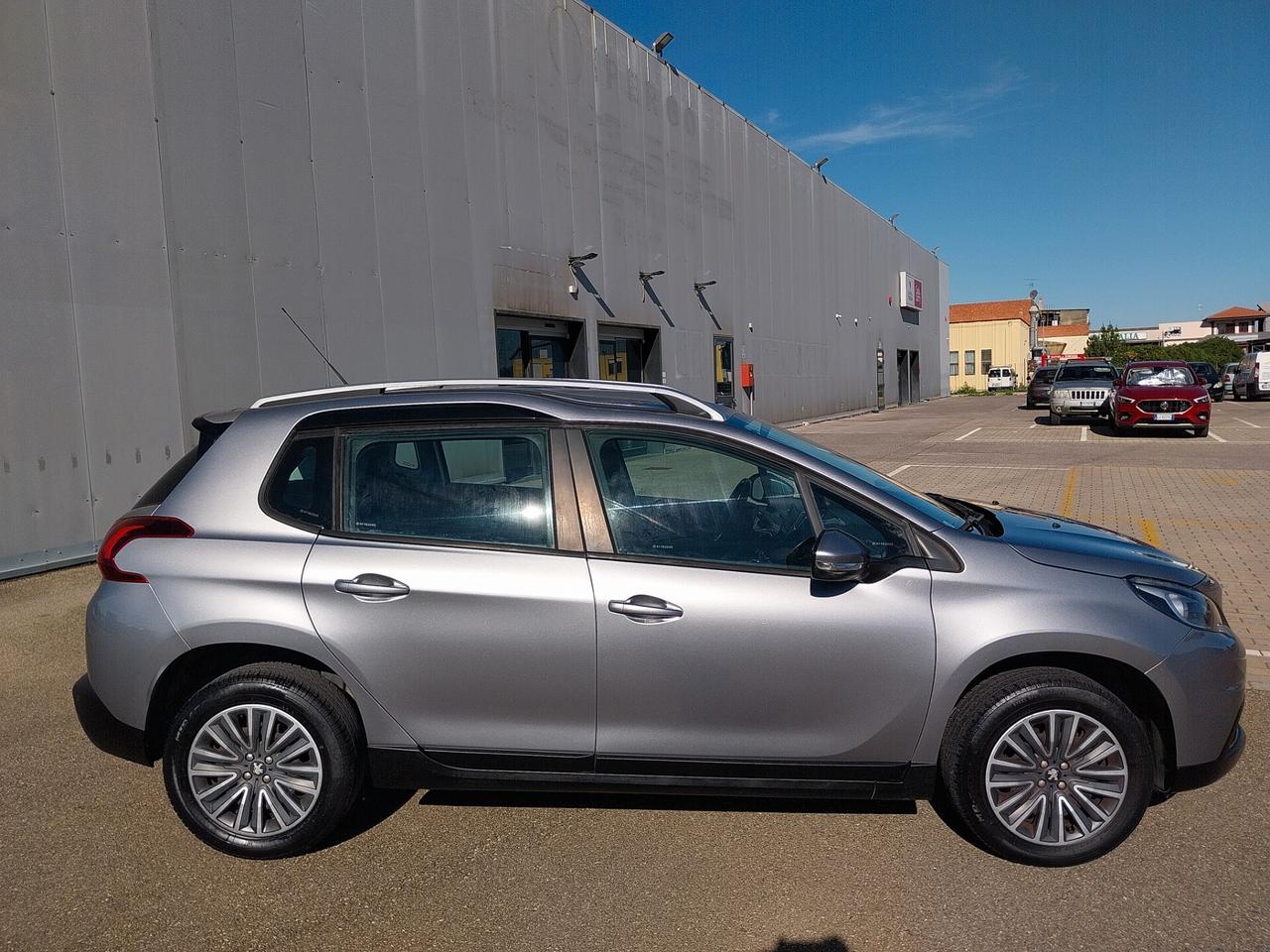 Peugeot 2008 PureTech 82 Allure