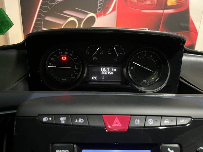 Lancia Ypsilon Ypsilon 1.0 FireFly 5 porte S&S Hybrid Silver Plus