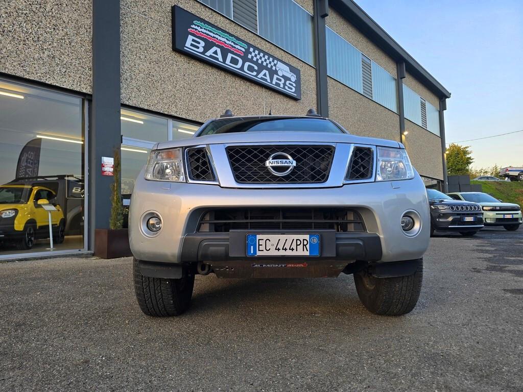 Nissan Navara 2.5 dCi 190CV "LE" IN PERFEZIONE TOTALE