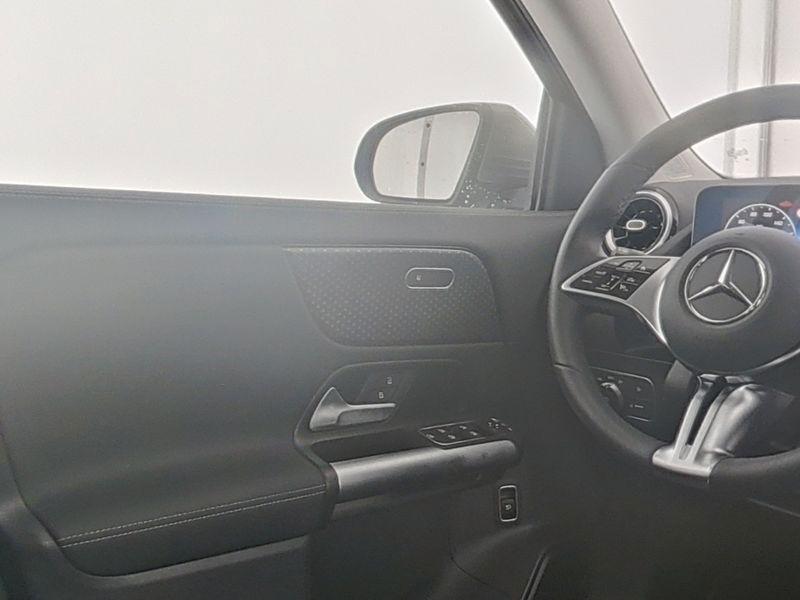 Mercedes-Benz 180 Automatic Progressive Advanced