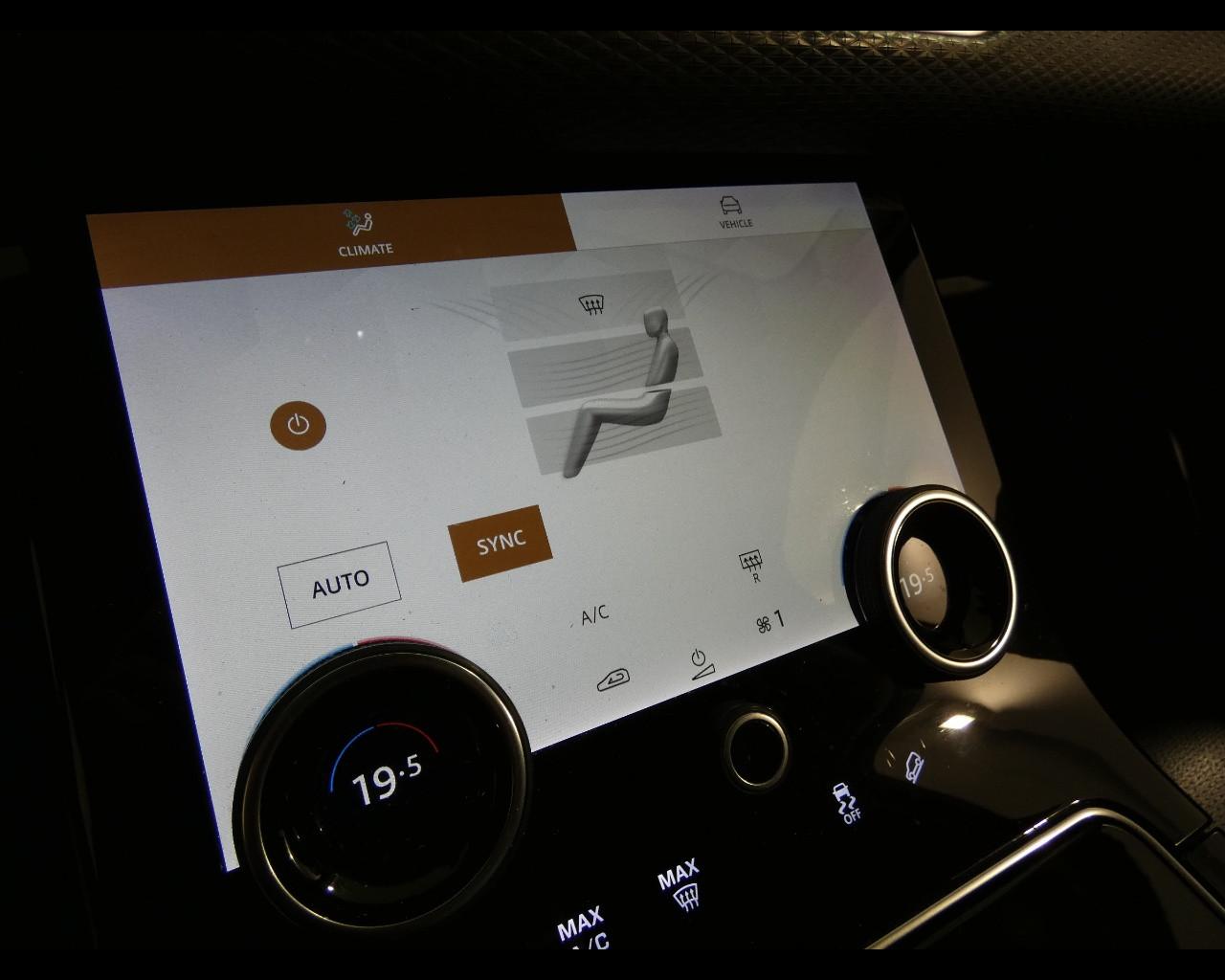 LAND ROVER Range Rover Velar - Range Rover Velar 2.0D I4 204 CV R-Dynam